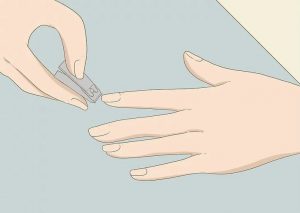 برای آسیب کمتر به پوستتان ناخن‌های خود را کوتاه و تمیز کنید